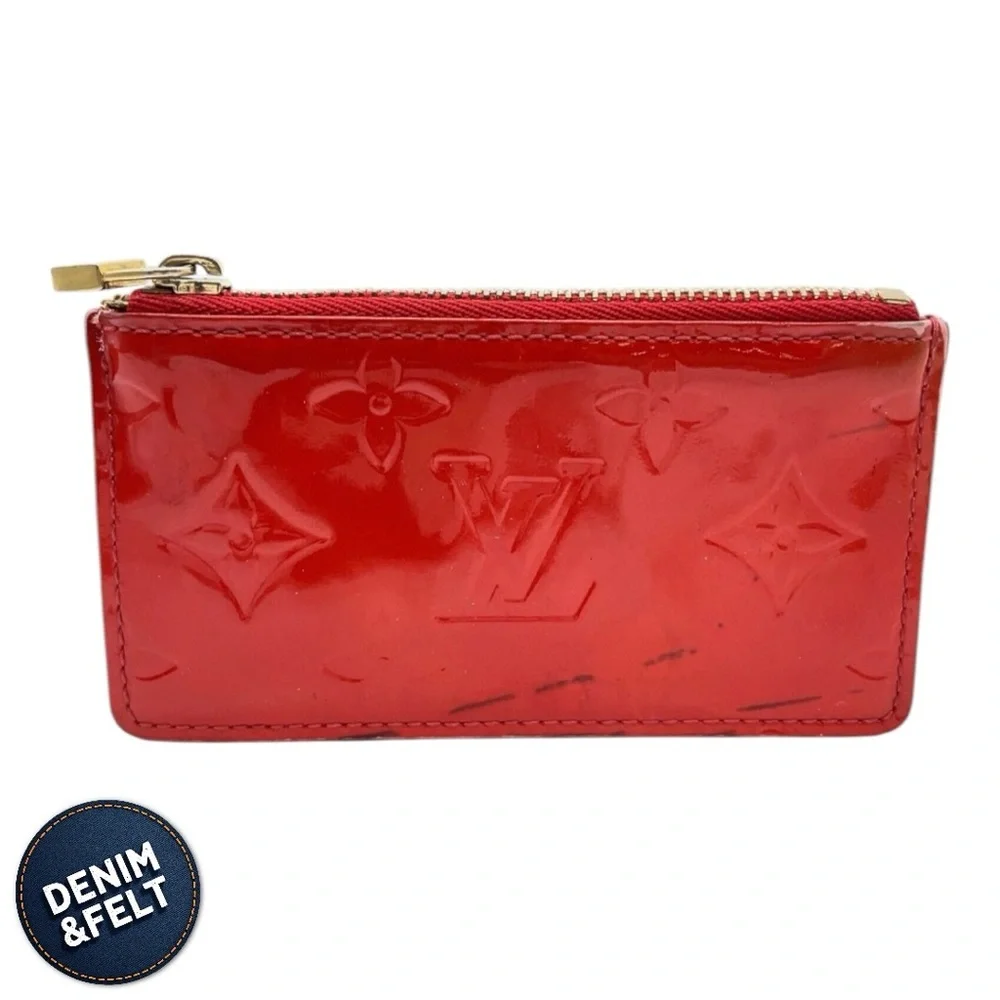 LOUIS VUITTON Red‎ Pomme D'Amour Monogram Vernis Pochette Cles Key/Change Holder